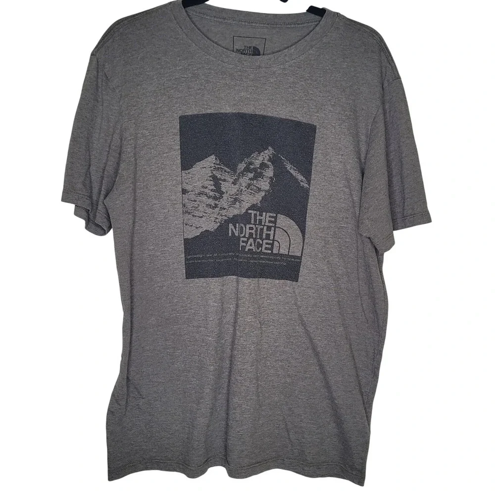 North Face Men's‎ Large Gray Graphic T-Shirt Cotton Polyester Short Sleeve